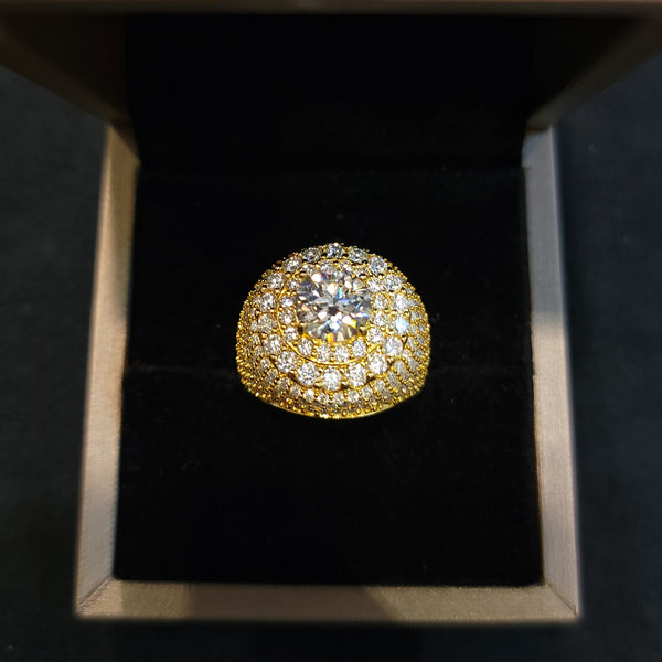 18k Yellow Gold VS Diamonds Oval Cluster Ring