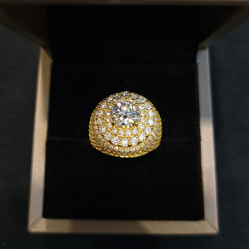 18k Yellow Gold VS Diamonds Oval Cluster Ring