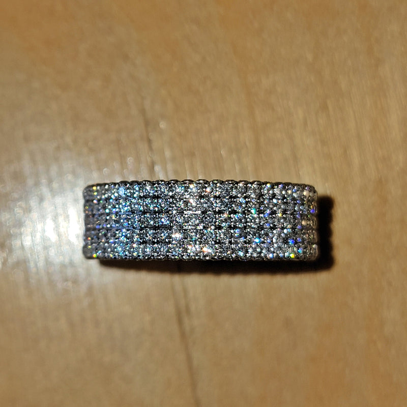 18k White Gold VS Diamonds Iced Band Ring